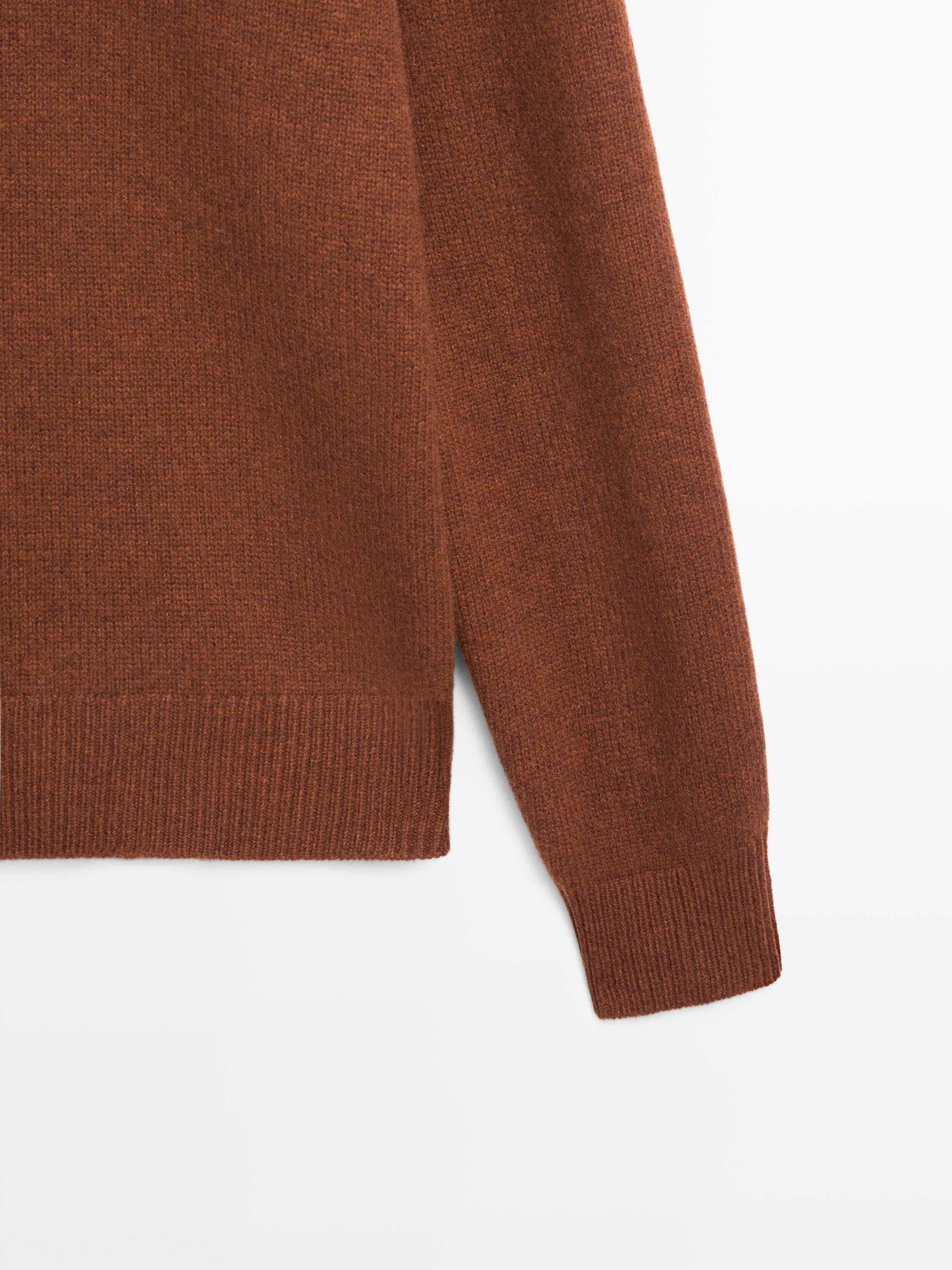 Pull col V en maille de laine